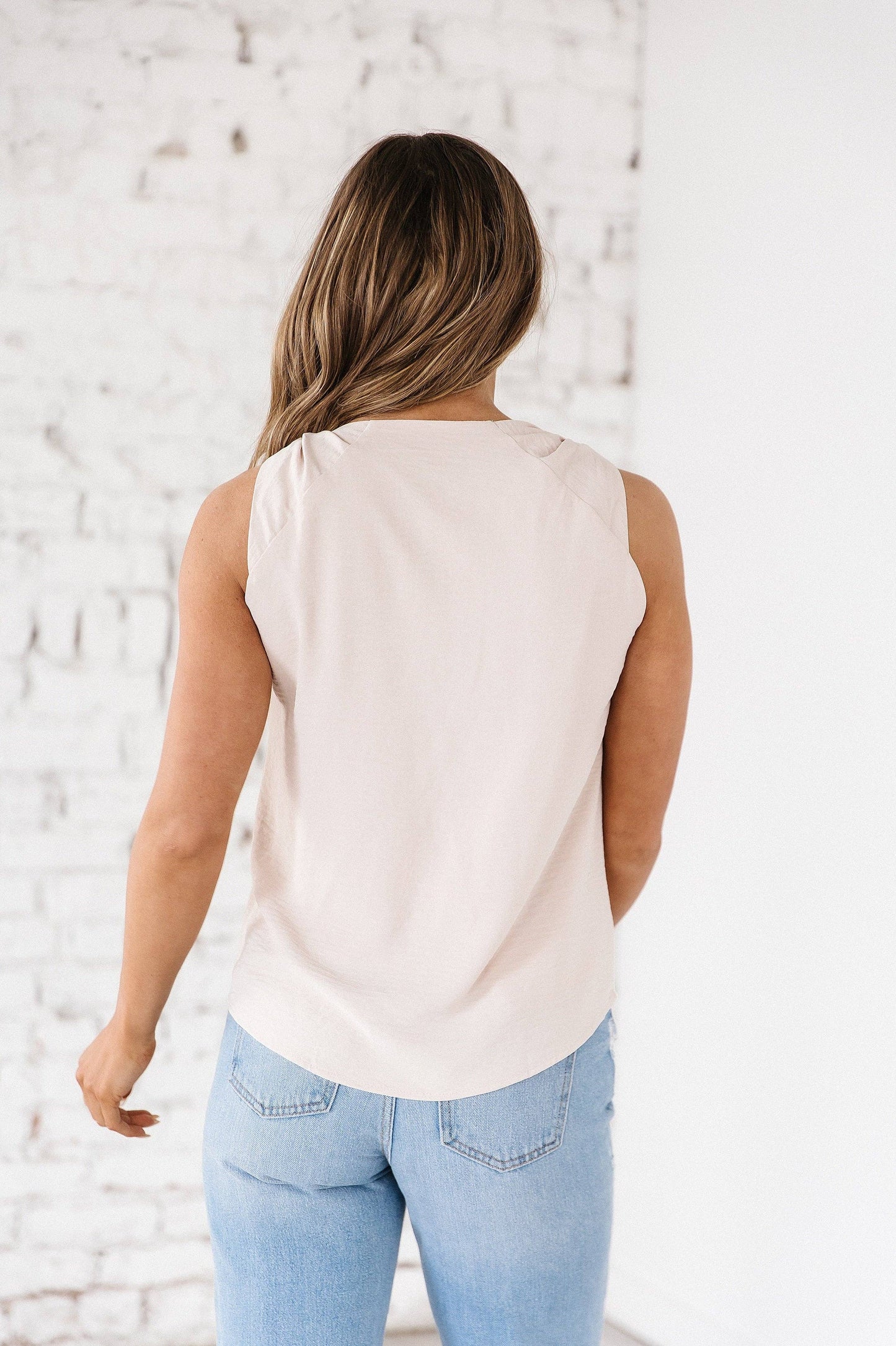 2 Raelynn V-Neck Knotted Tank Top