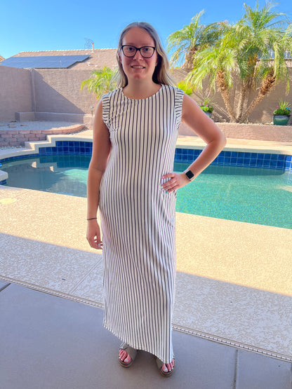 20 Stripe Sleeveless Maxi Dress