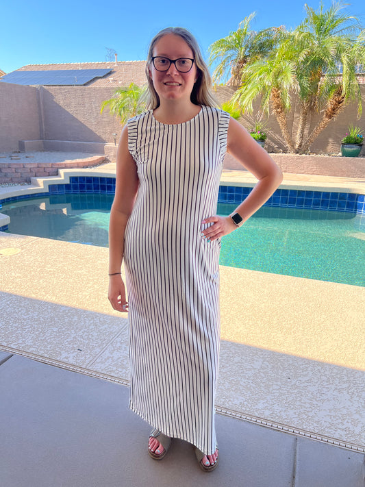20 Stripe Sleeveless Maxi Dress