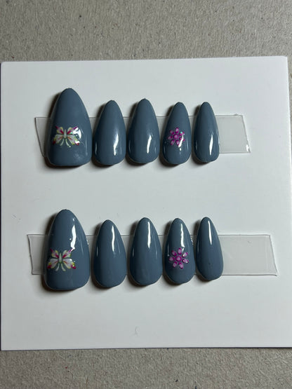 Press On Nails